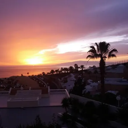 Lovely Large 1 Bed In South Tenerife Views Wifi *