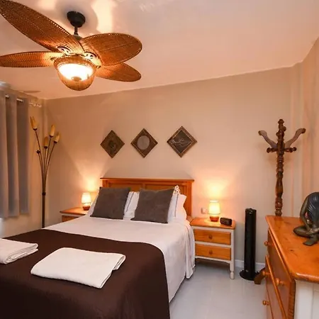 Lovely Large 1 Bed In South Tenerife Views Wifi Apartamento Costa Adeje (Tenerife)